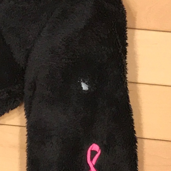 Preowned The North Face fuzzy zip up jacket - black - small - needs repair - Picture 5 of 10